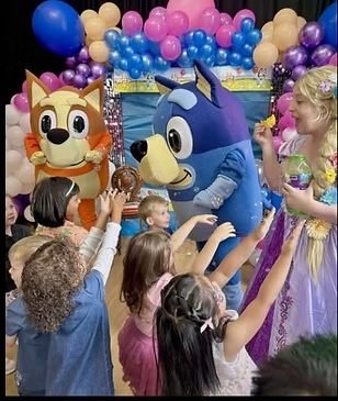 Bluey and Bingo character party
